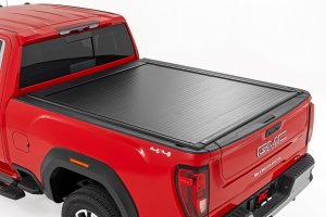 GMC 2500HD Powered Retractable Bed Cover - Rough Country - Matte Black - '20-'26